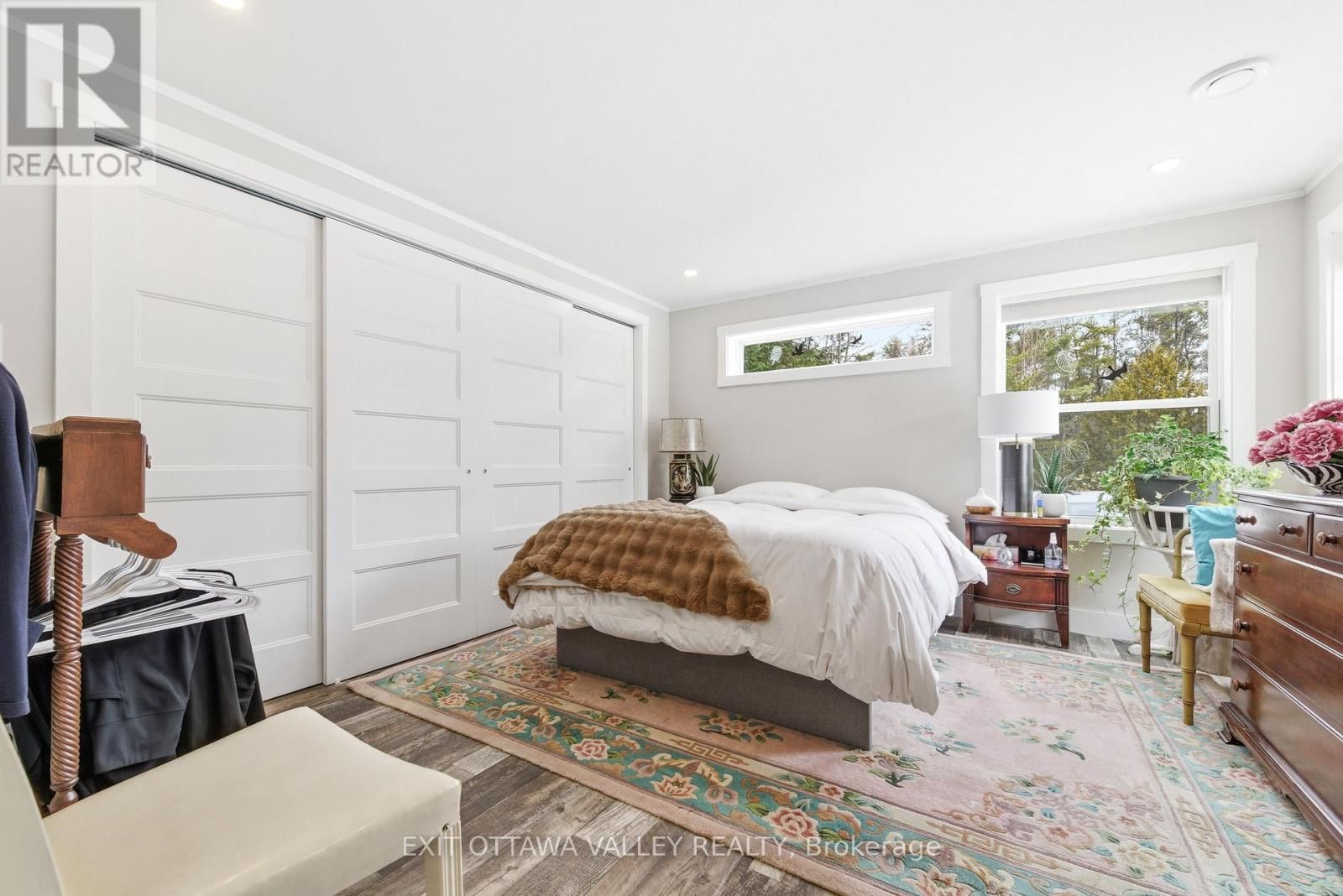 23 HUNTERS RUN LANE Image 24