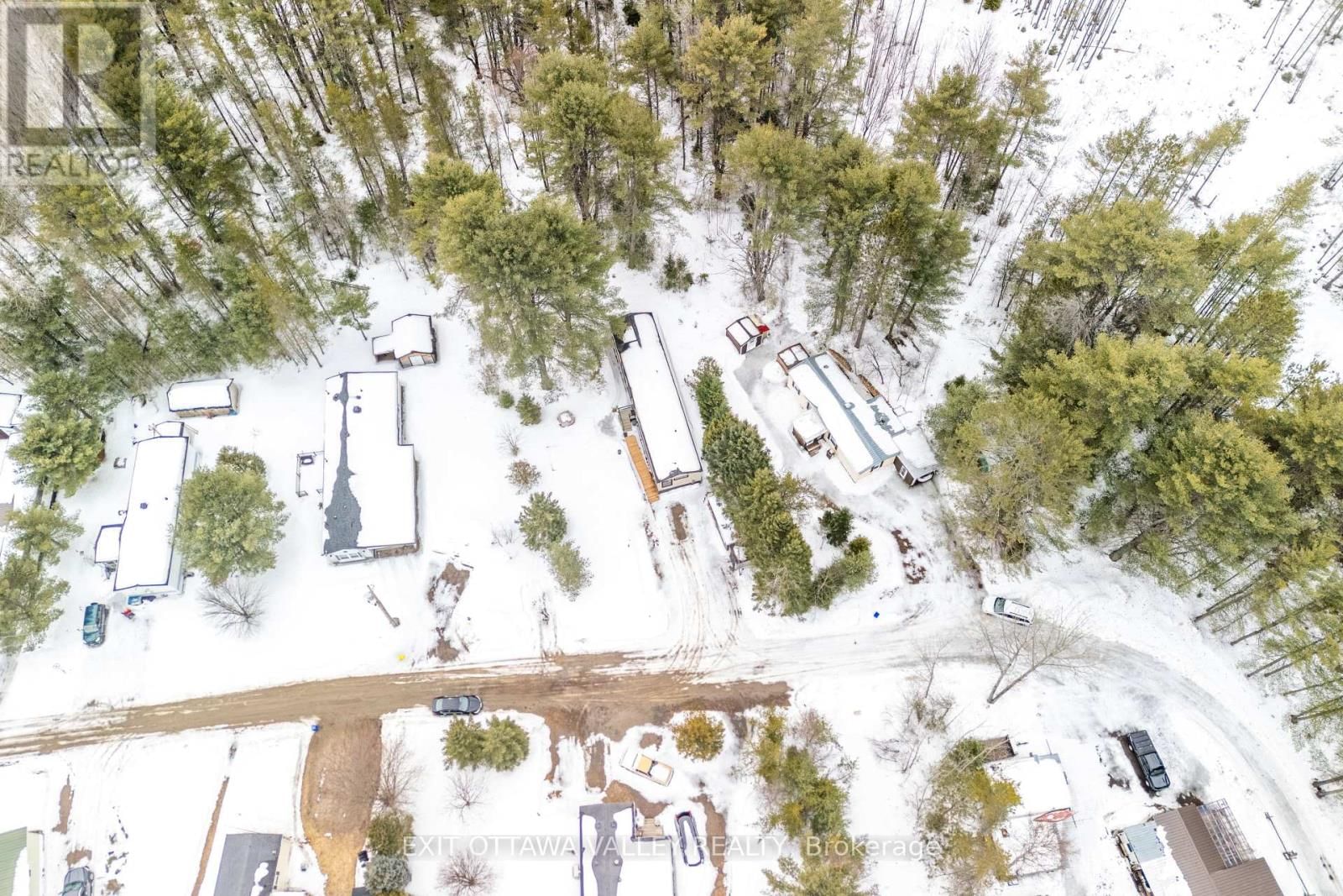 23 HUNTERS RUN LANE Image 34