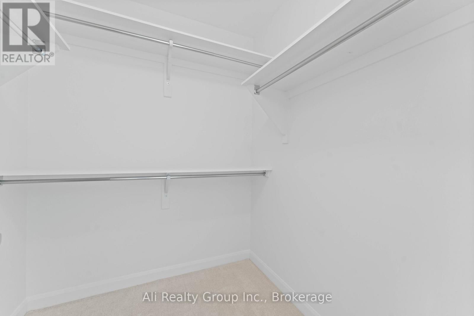 661 HAMSA STREET Image 15