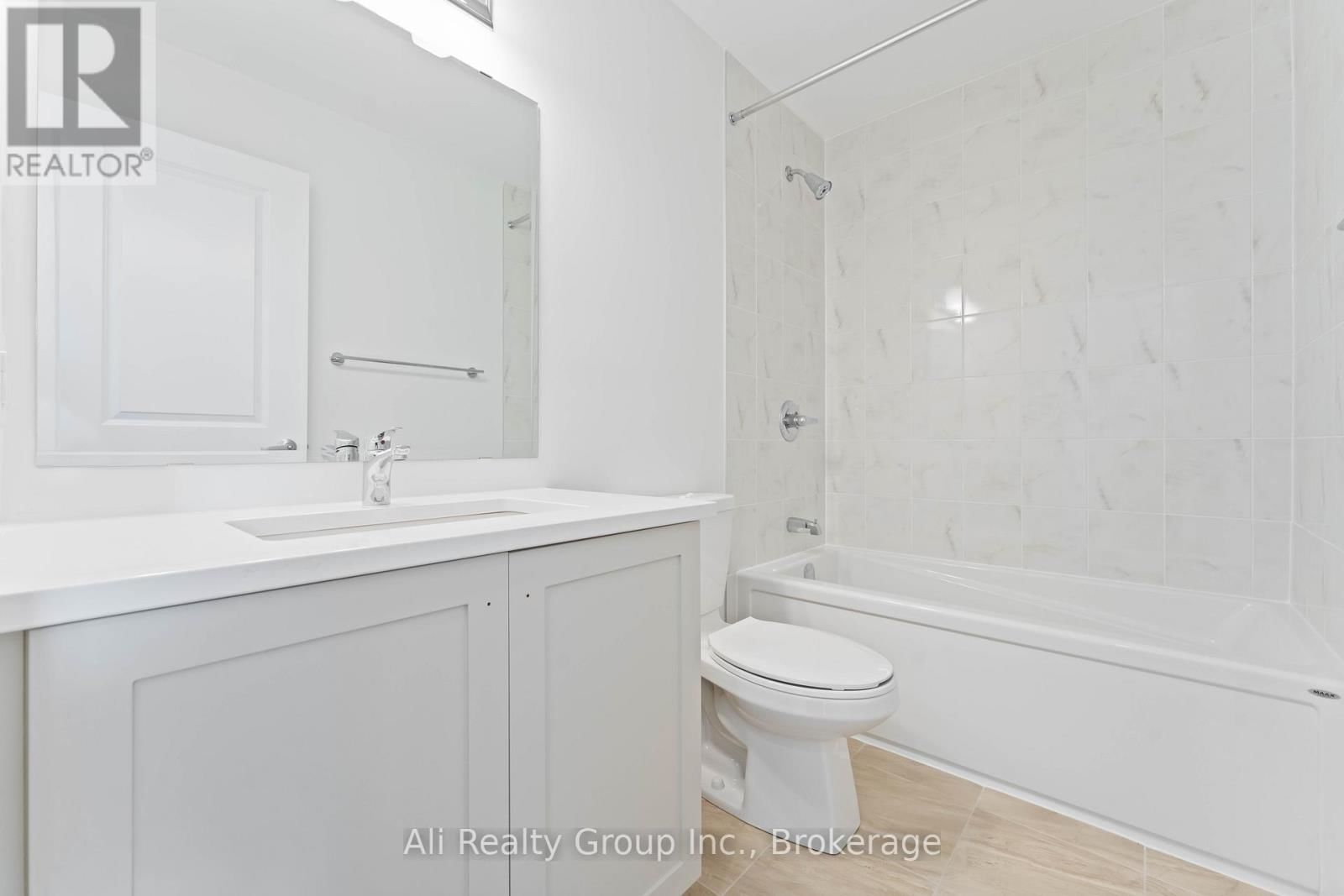 661 HAMSA STREET Image 20