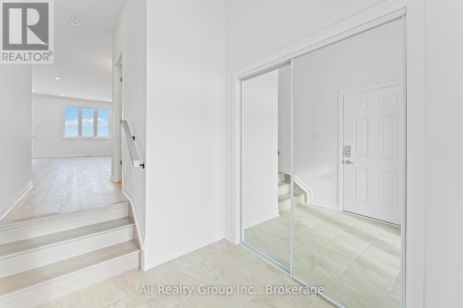 661 HAMSA STREET Image 4