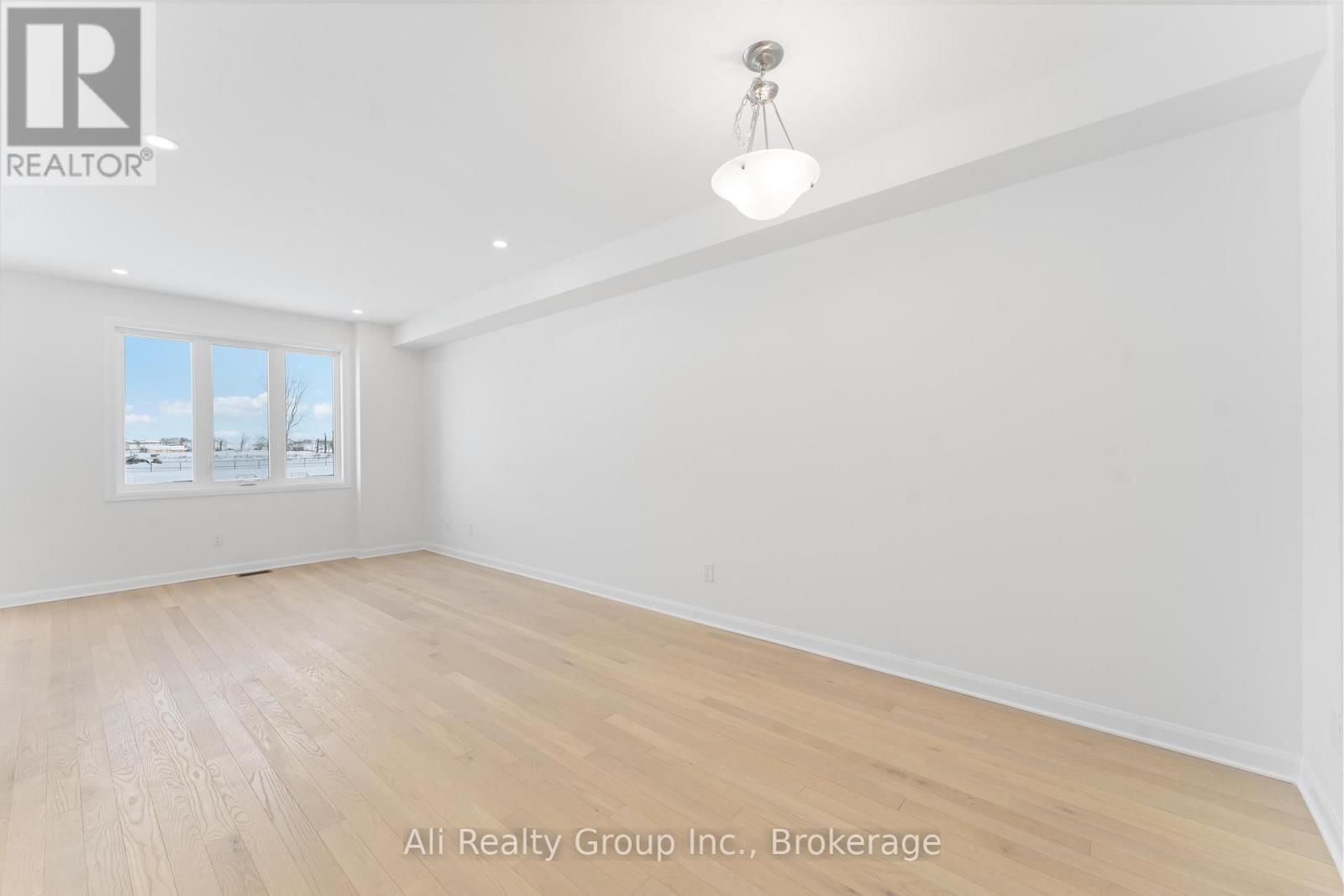 661 HAMSA STREET Image 6