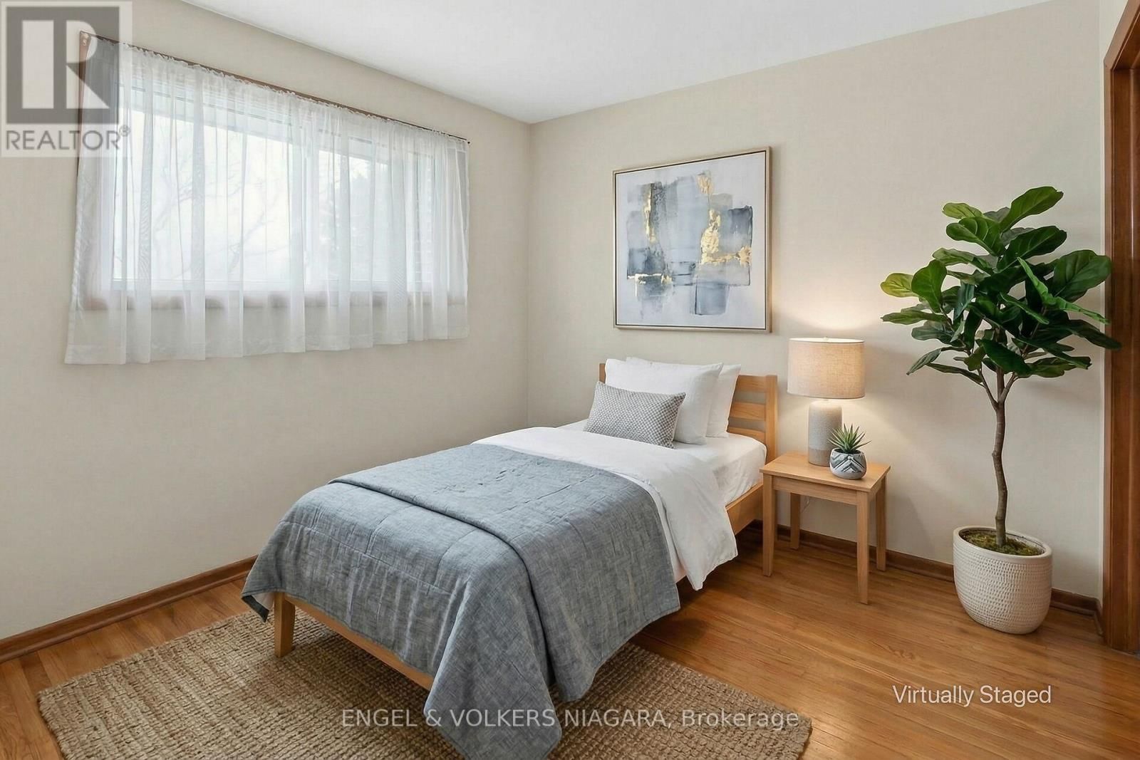 260 ST. PAUL STREET WEST Image 19