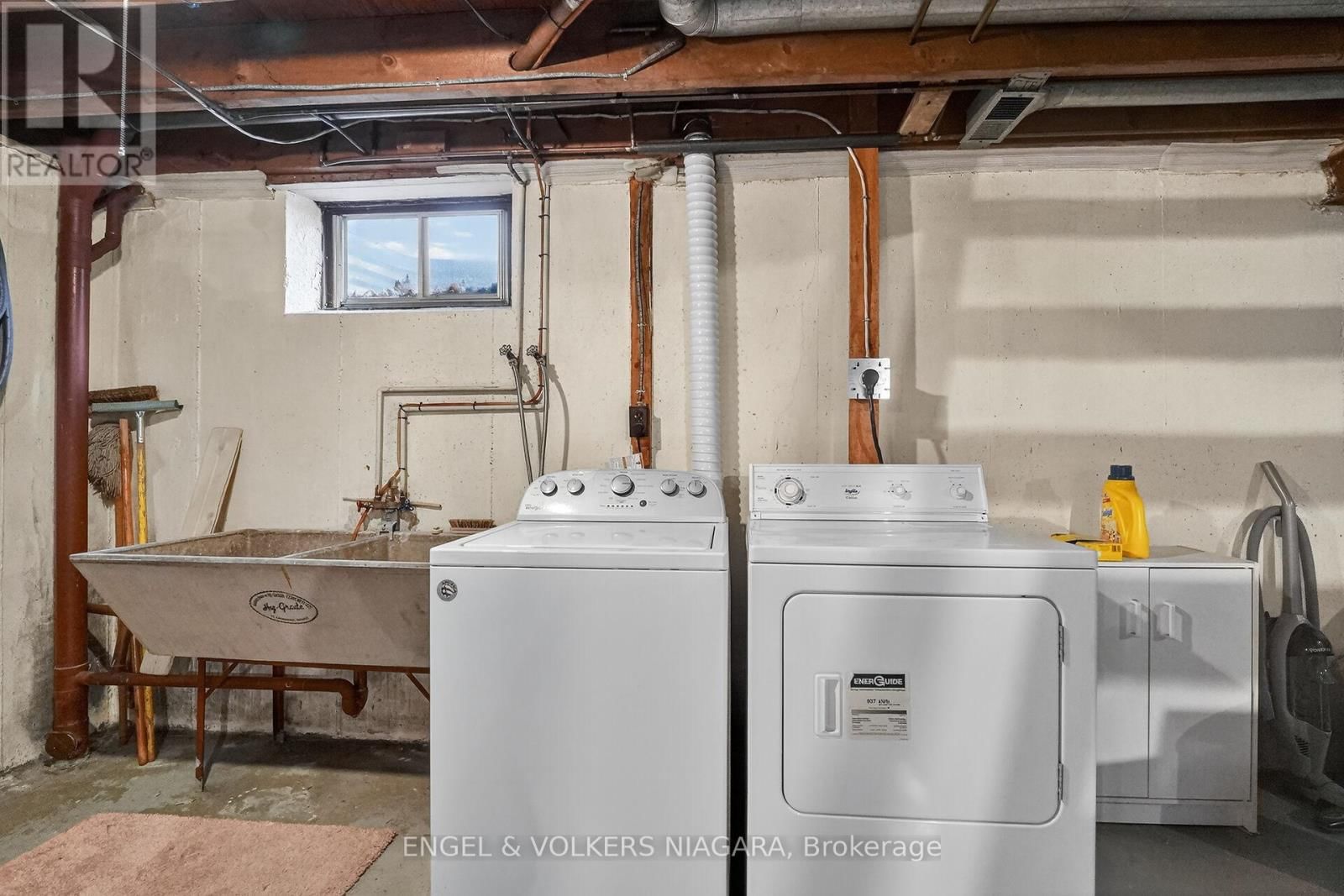 260 ST. PAUL STREET WEST Image 27