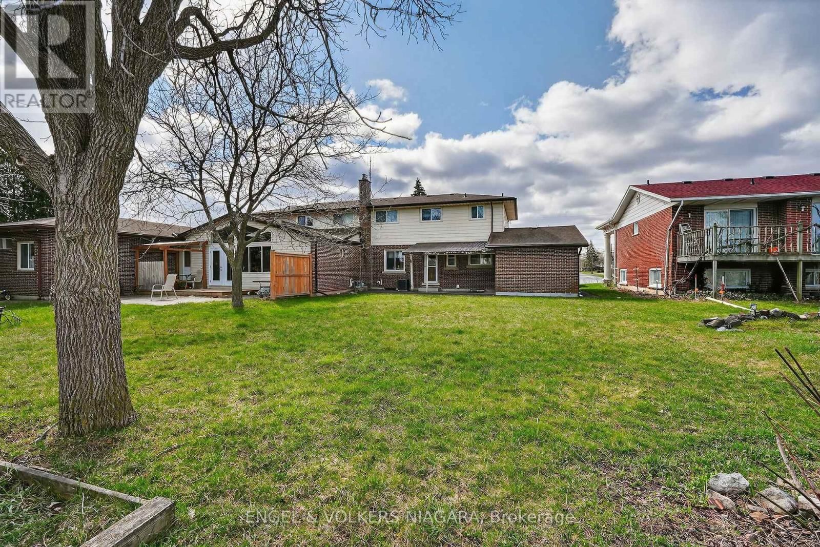 260 ST. PAUL STREET WEST Image 31