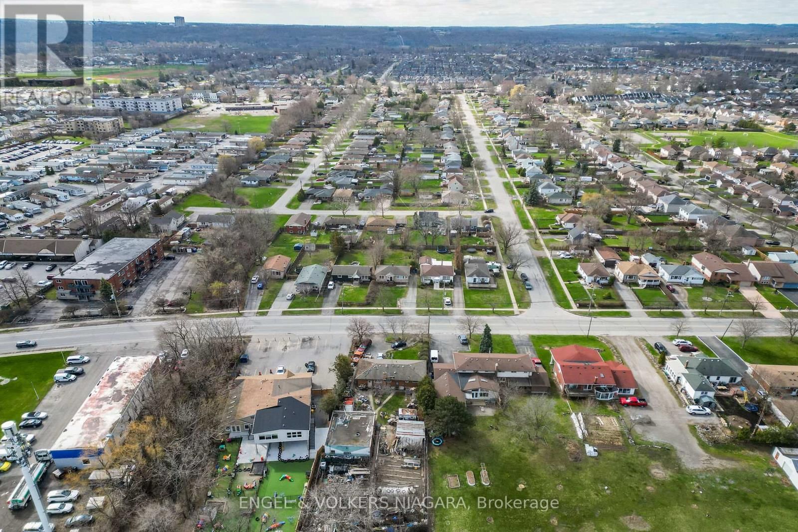 260 ST. PAUL STREET WEST Image 39