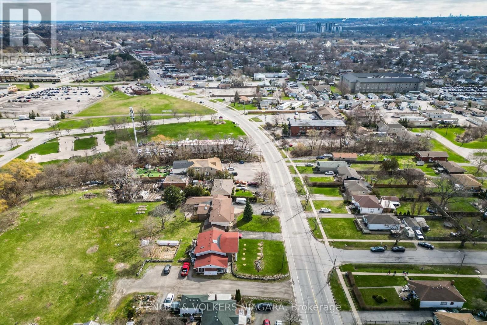 260 ST. PAUL STREET WEST Image 41