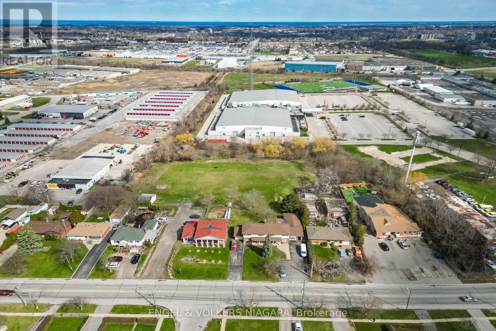 260 ST. PAUL STREET WEST Image 44