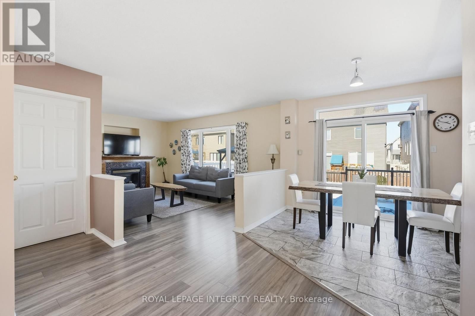 127 STONEY POND COURT Image 10