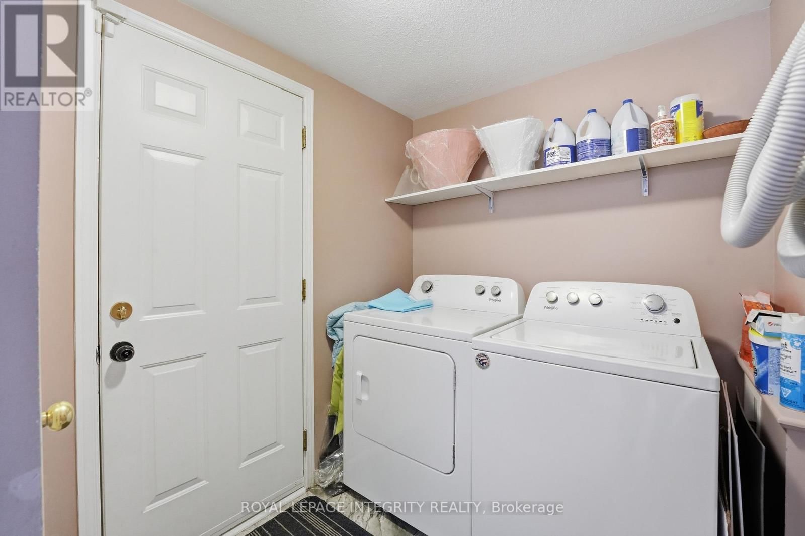 127 STONEY POND COURT Image 20