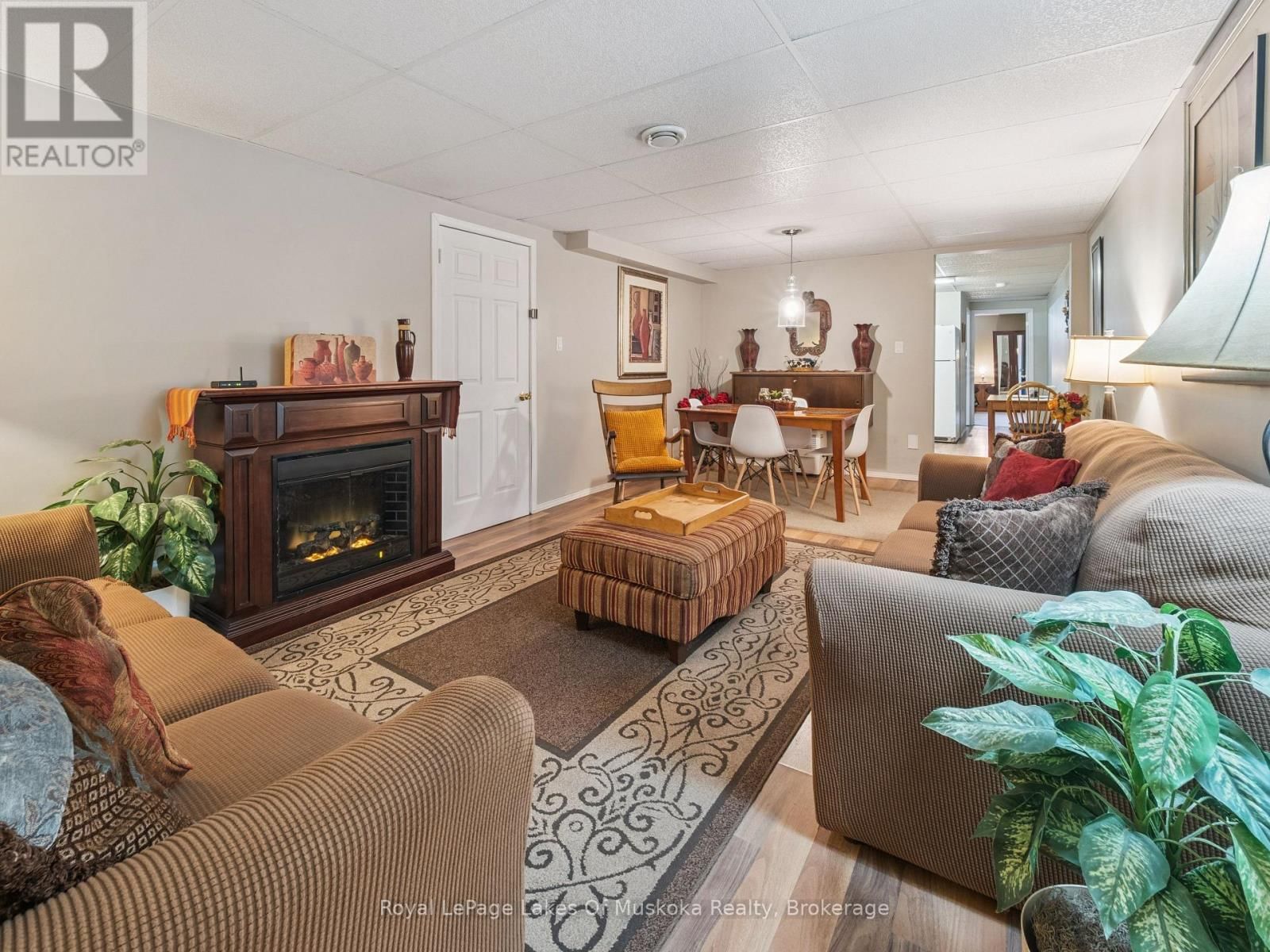 1441 CEDAR LANE Image 35