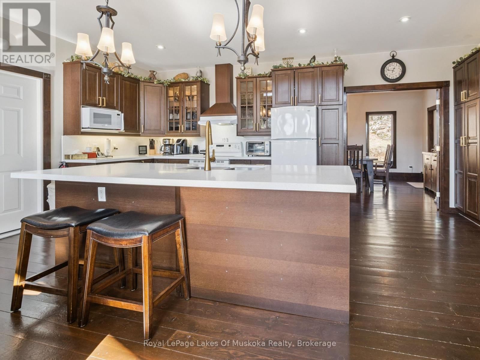 1441 CEDAR LANE Image 8