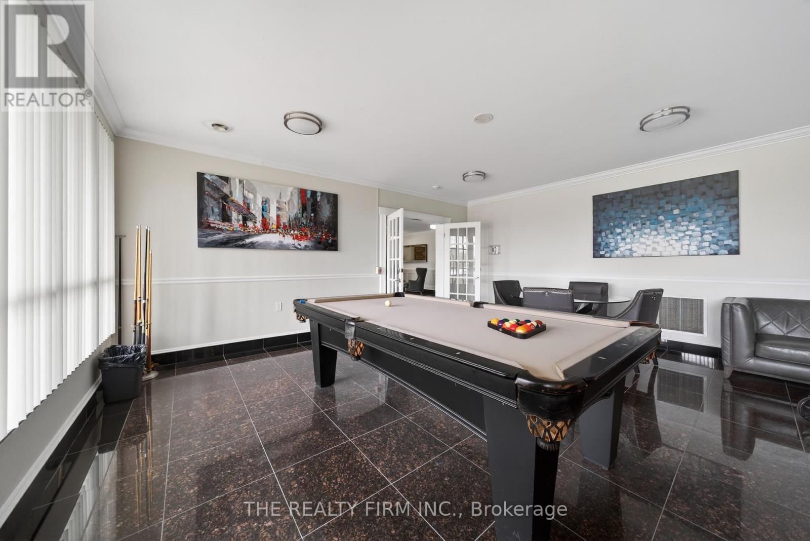 803 - 353 COMMISSIONERS ROAD WEST Image 20