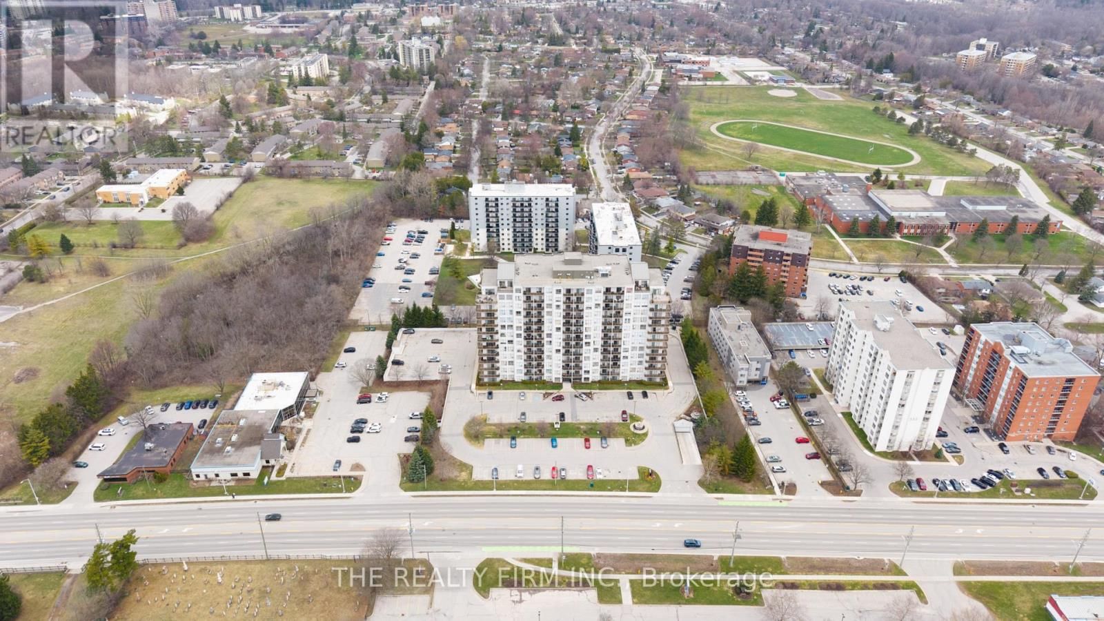 803 - 353 COMMISSIONERS ROAD WEST Image 27