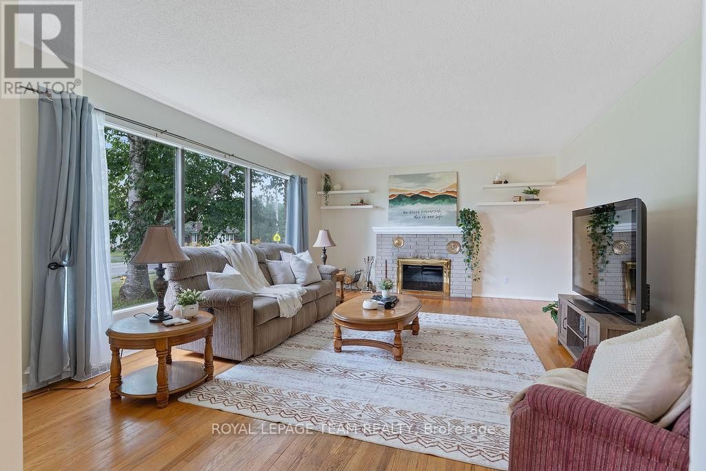 123 ABBEYHILL DRIVE Image 4