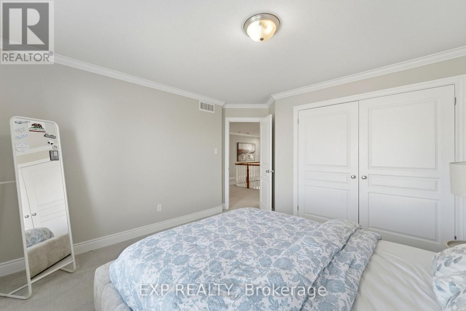 509 CLARINGTON AVENUE Image 32