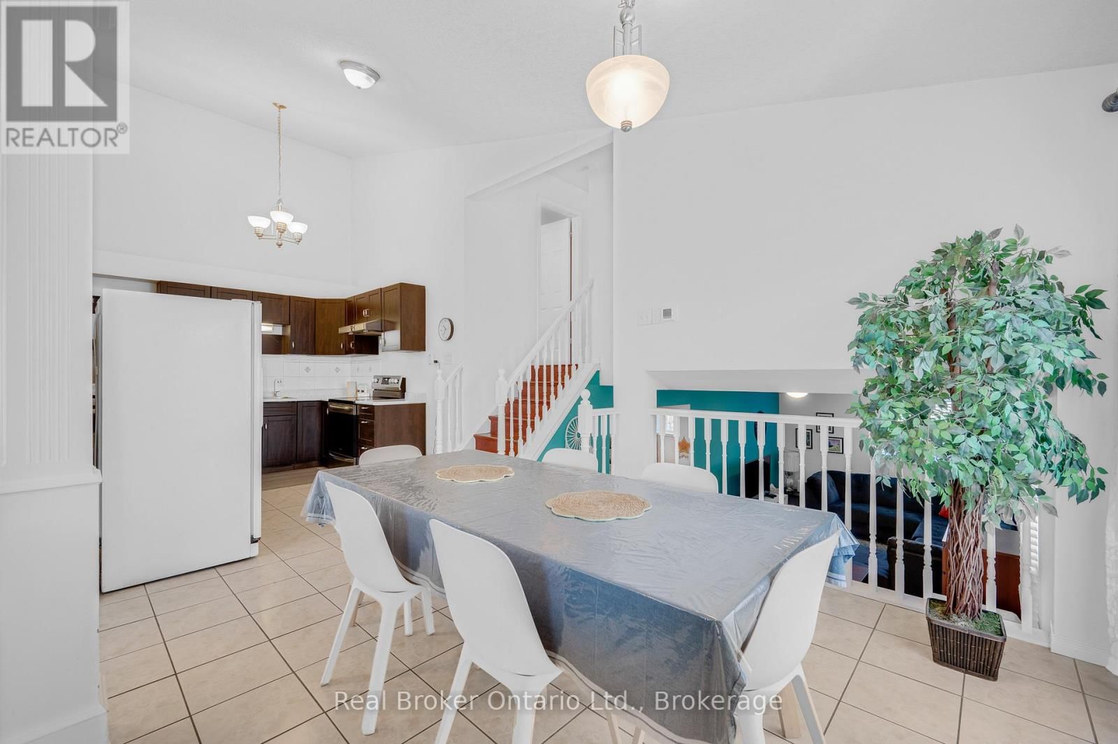 23 MOSSER DRIVE Image 10