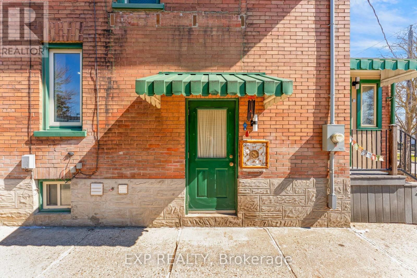 24 ONWARD AVENUE Image 37