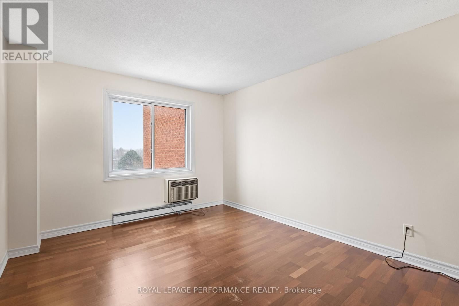 609 - 225 ALVIN ROAD Image 21