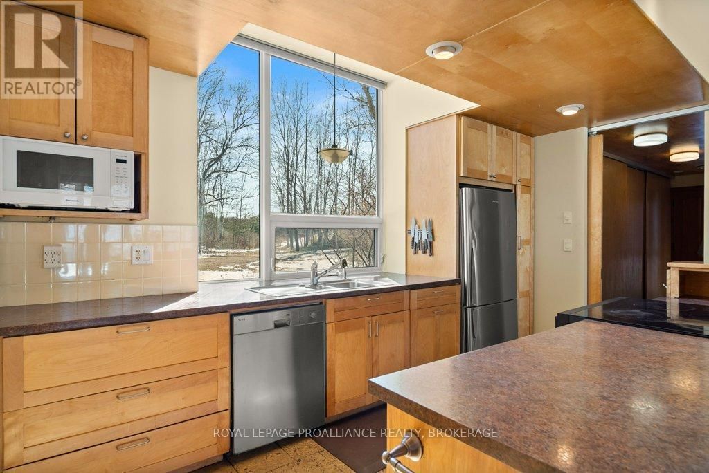 97A 12TH LINE ROAD Image 10