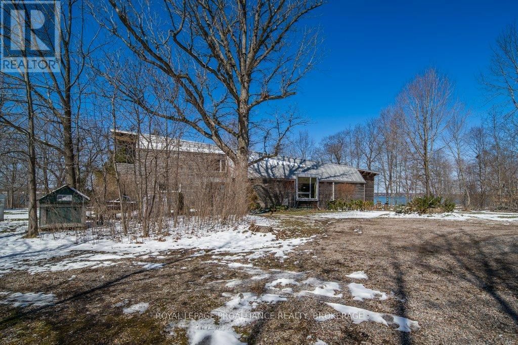 97A 12TH LINE ROAD Image 2