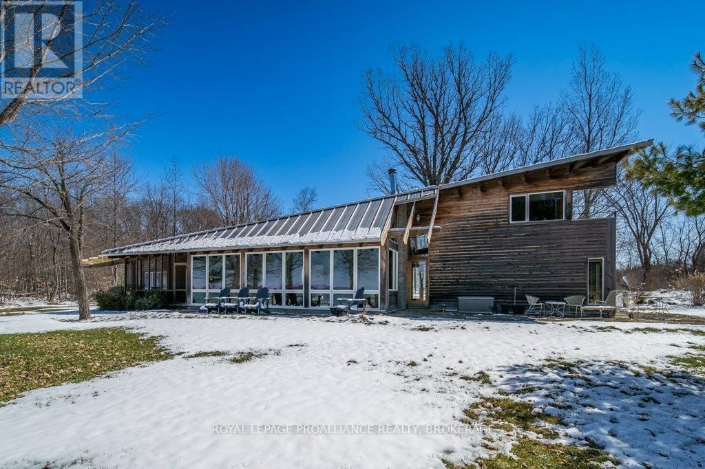 97A 12TH LINE ROAD Image 24