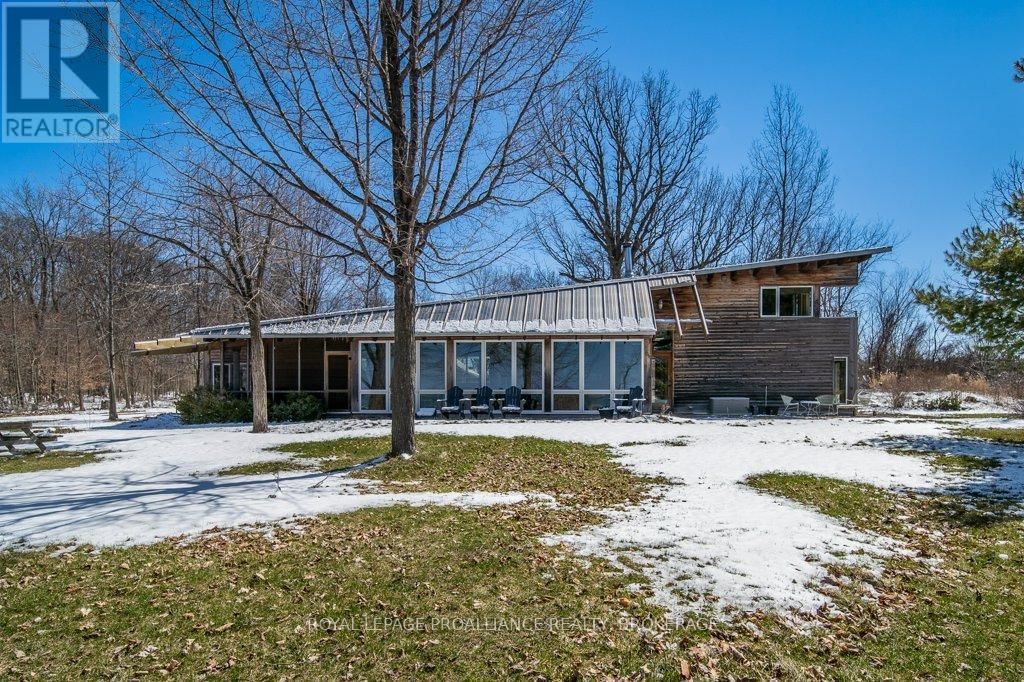 97A 12TH LINE ROAD Image 25