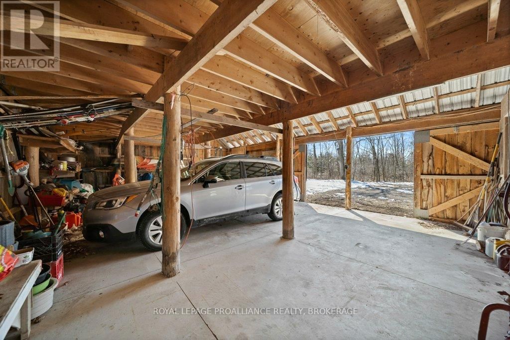 97A 12TH LINE ROAD Image 44