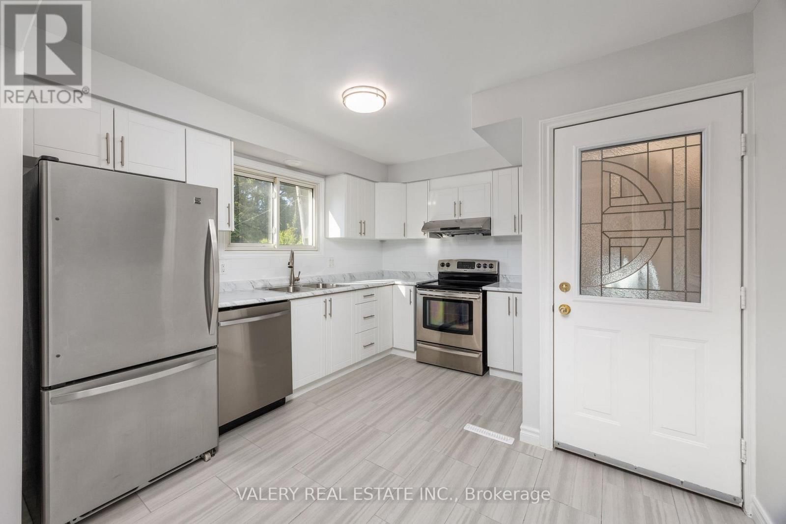 1 - 48 CLARENCE STREET Image 10