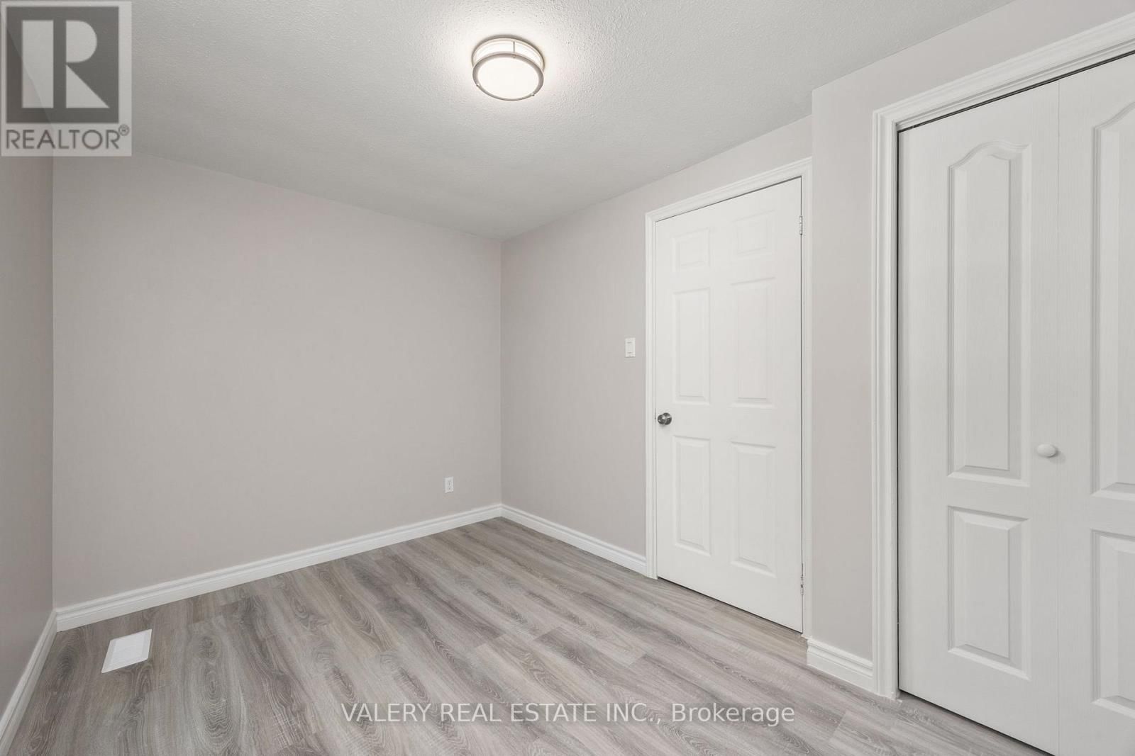 1 - 48 CLARENCE STREET Image 14