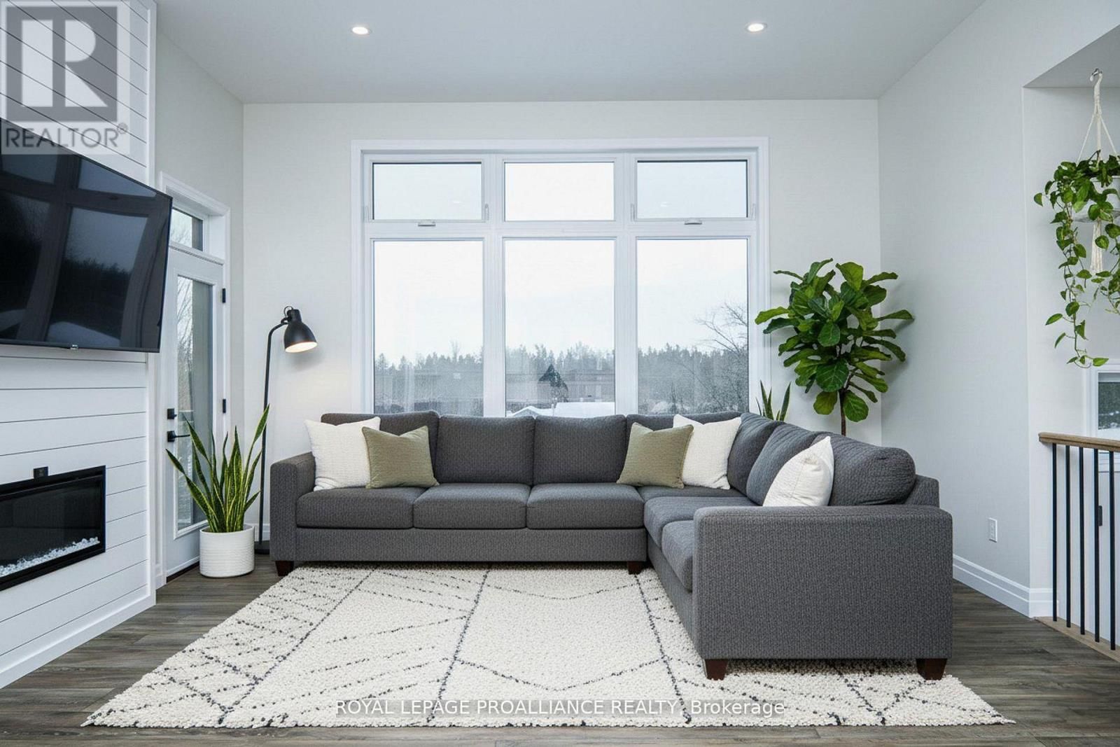 2778 SPRINGBROOK ROAD Image 14