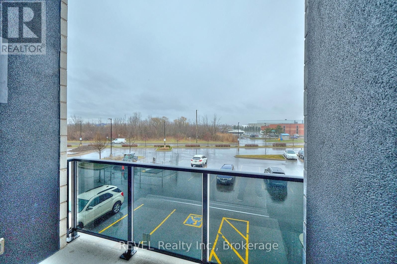 207 - 300B FOURTH AVENUE Image 17