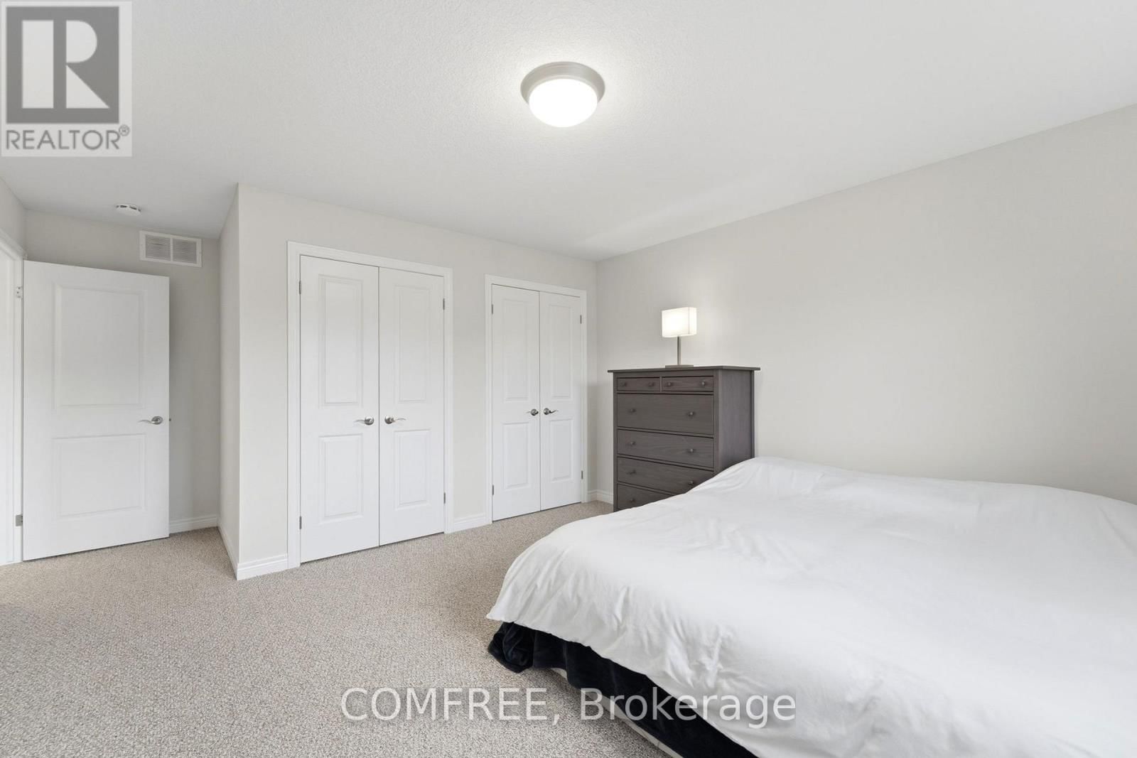 152 JUNO CRESCENT Image 34