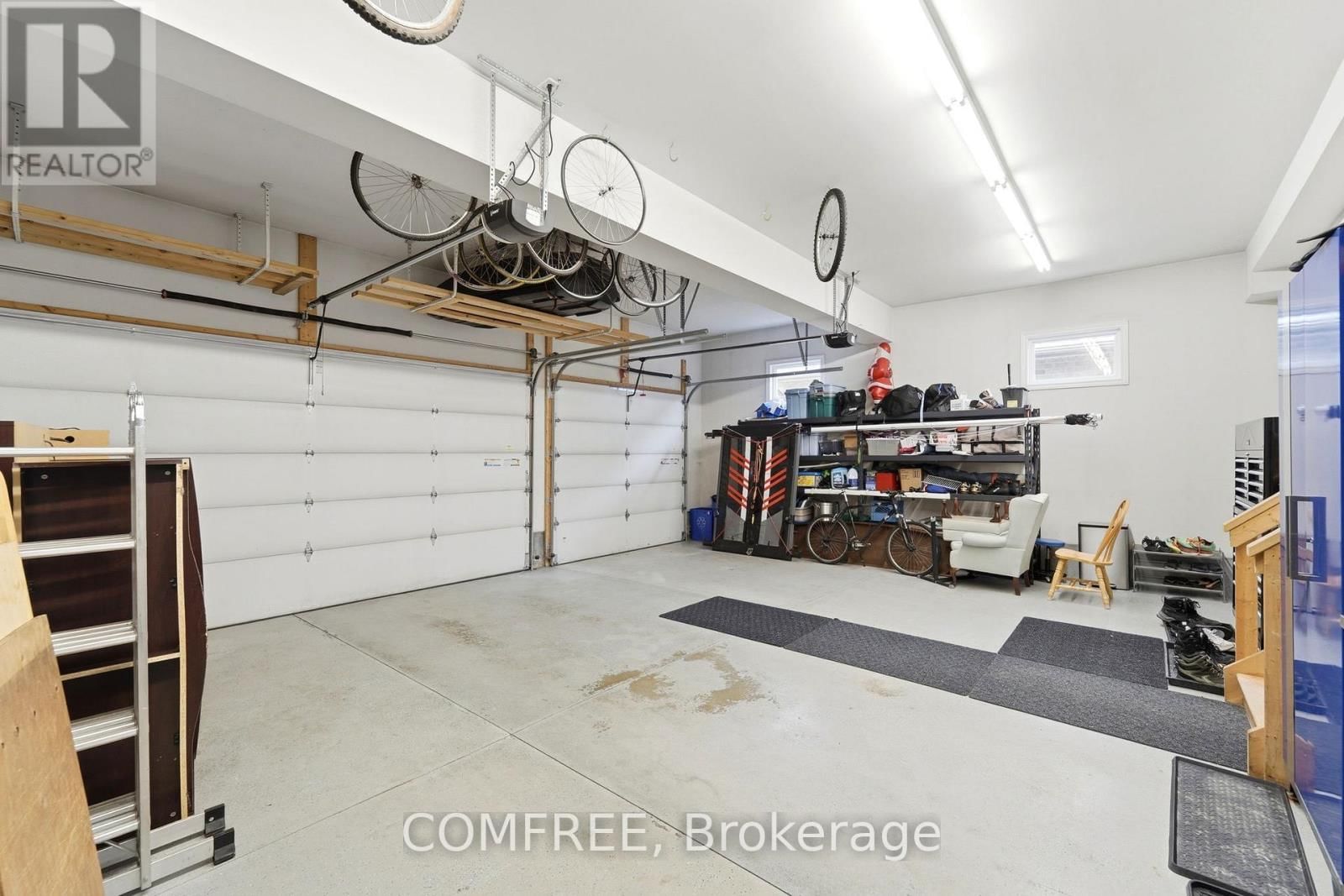 152 JUNO CRESCENT Image 37