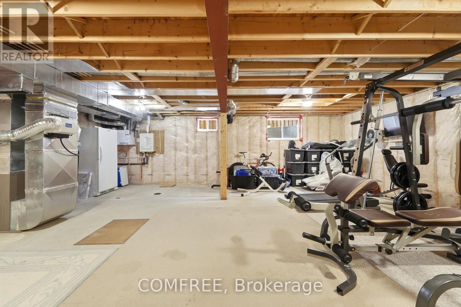 152 JUNO CRESCENT Image 39