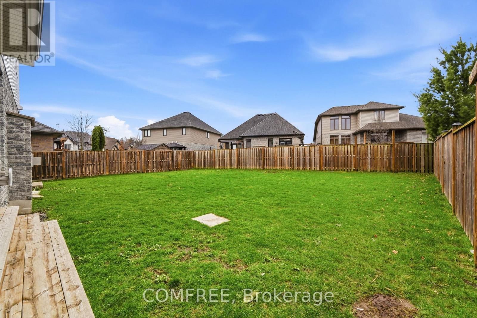 152 JUNO CRESCENT Image 42