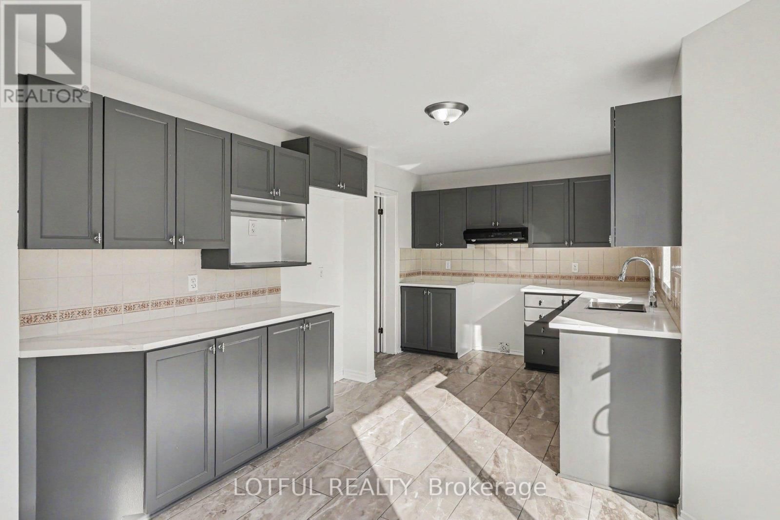 2243 ESPRIT DRIVE Image 12