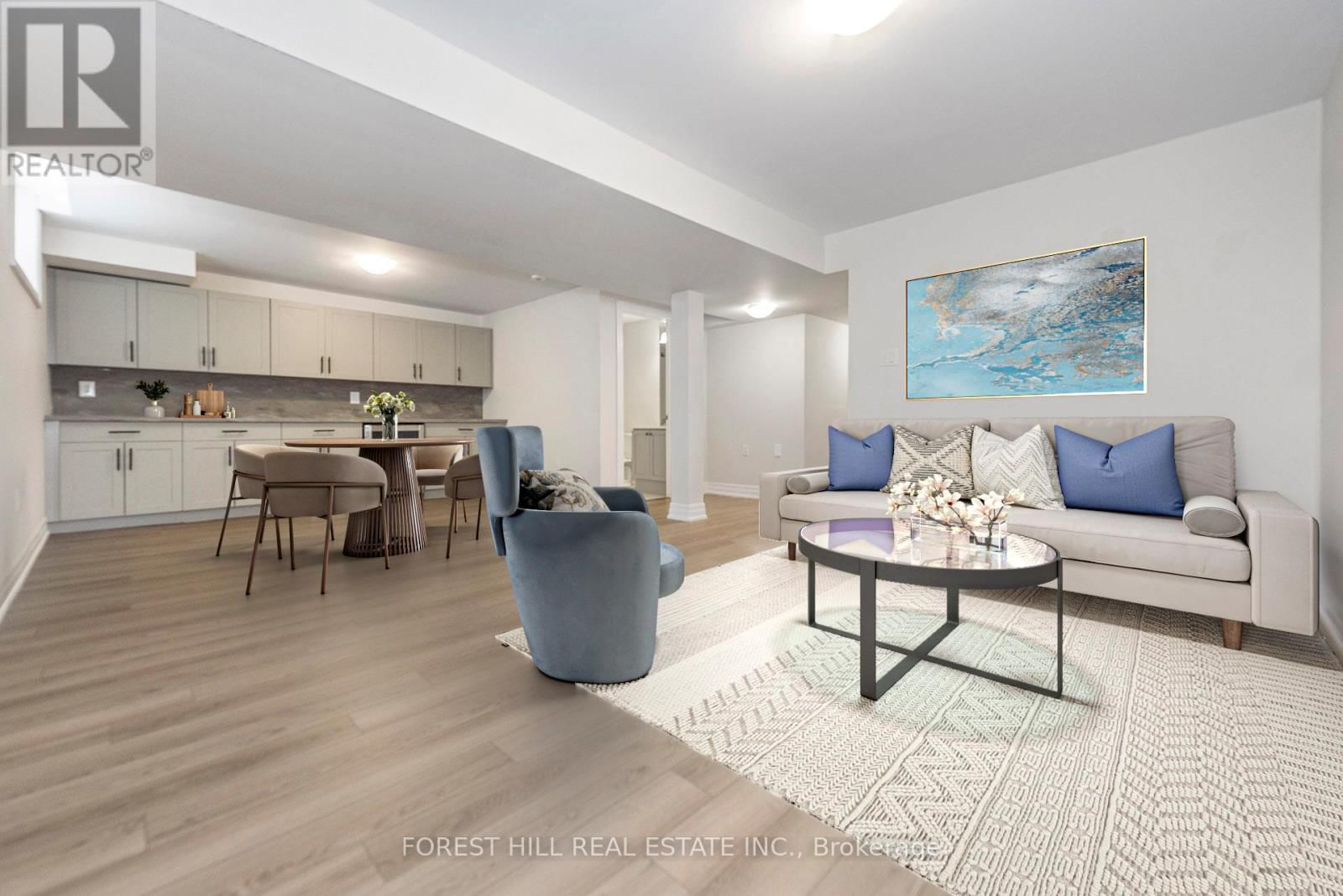 35 WINDSOR CIRCLE Image 28