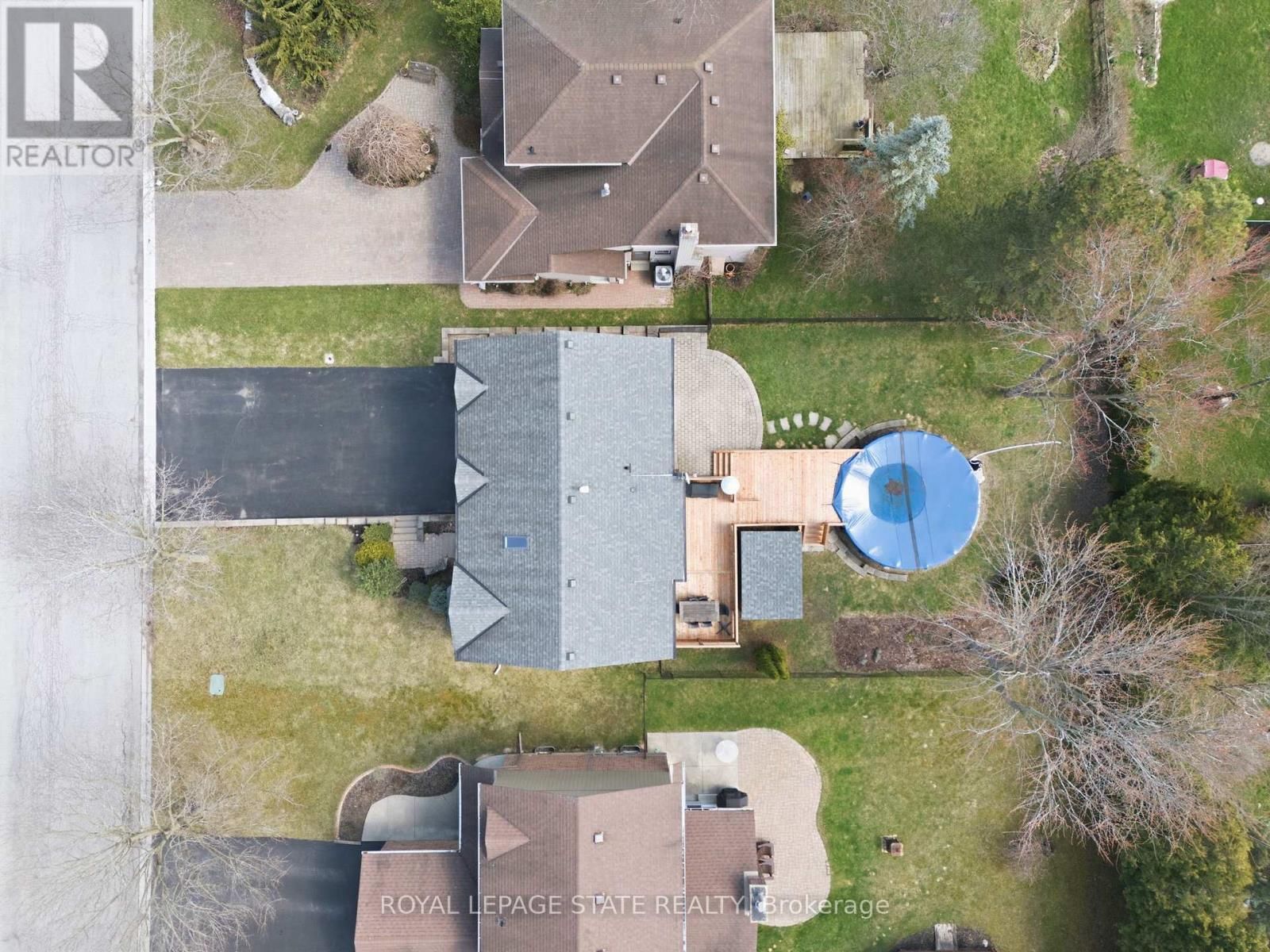 303 ORKNEY STREET WEST Image 42