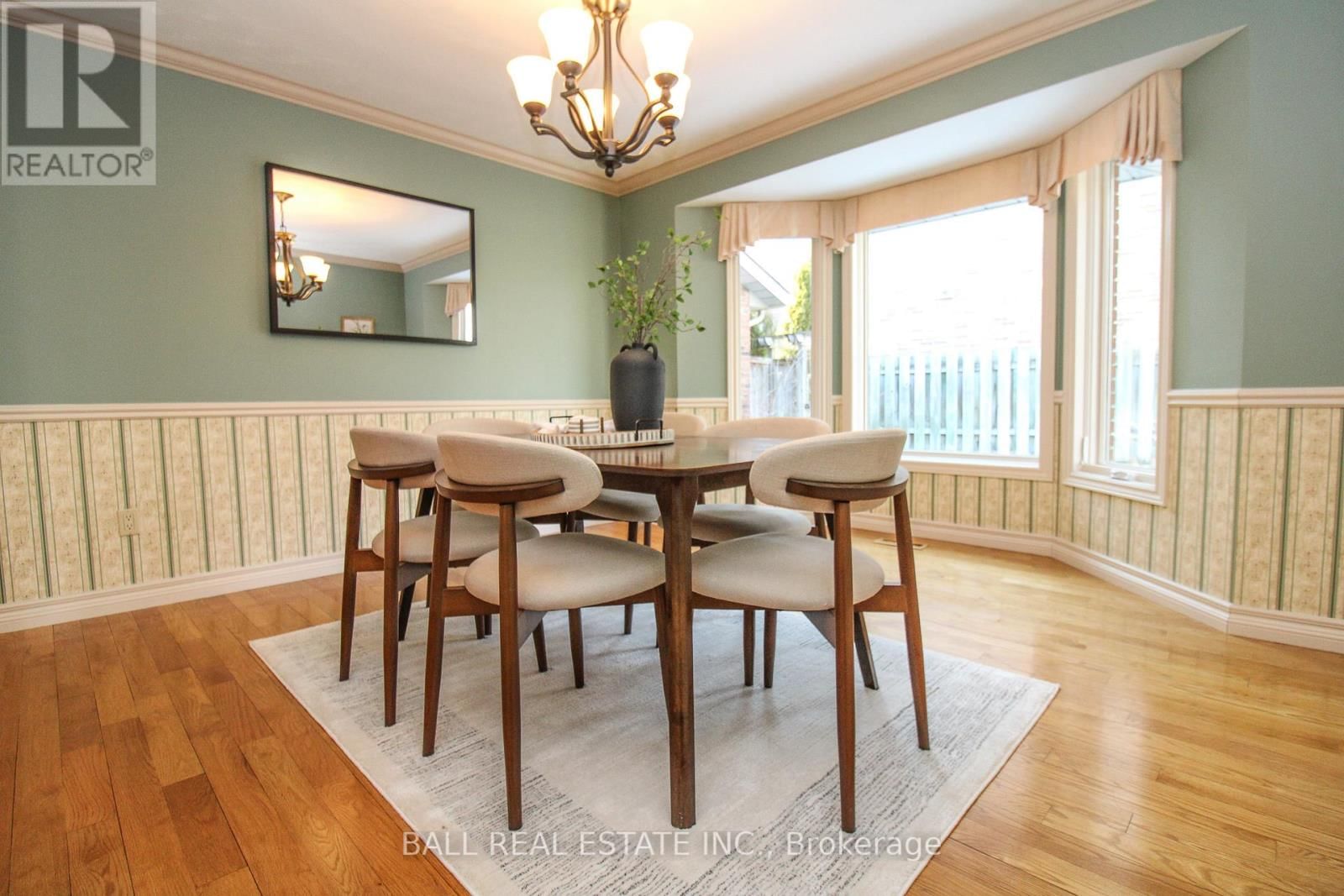 1166 SUMMIT DRIVE Image 19