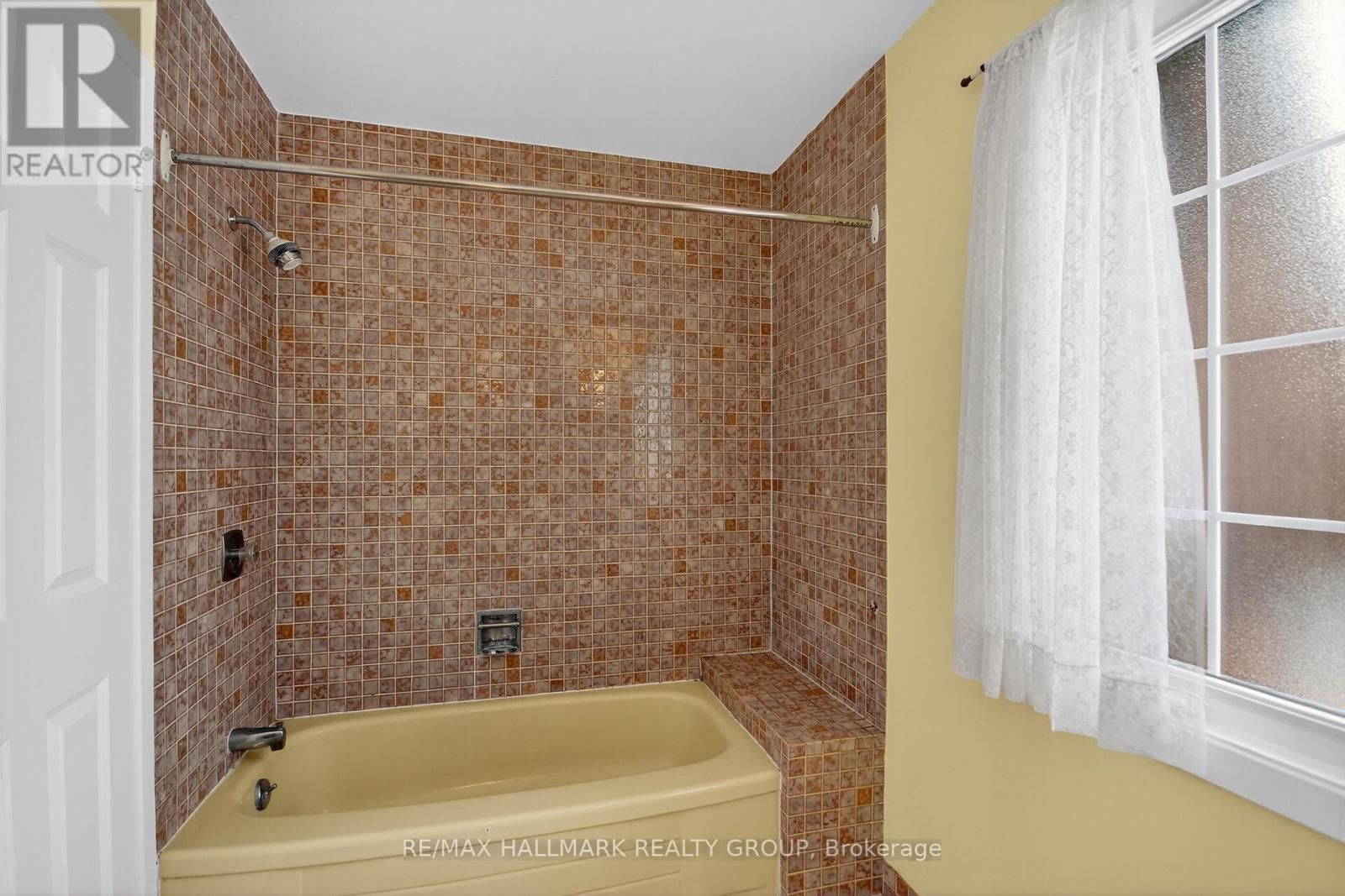 1050 PLANTE DRIVE Image 40