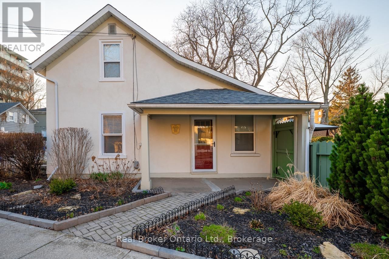 15 MAPLE AVENUE Image 30