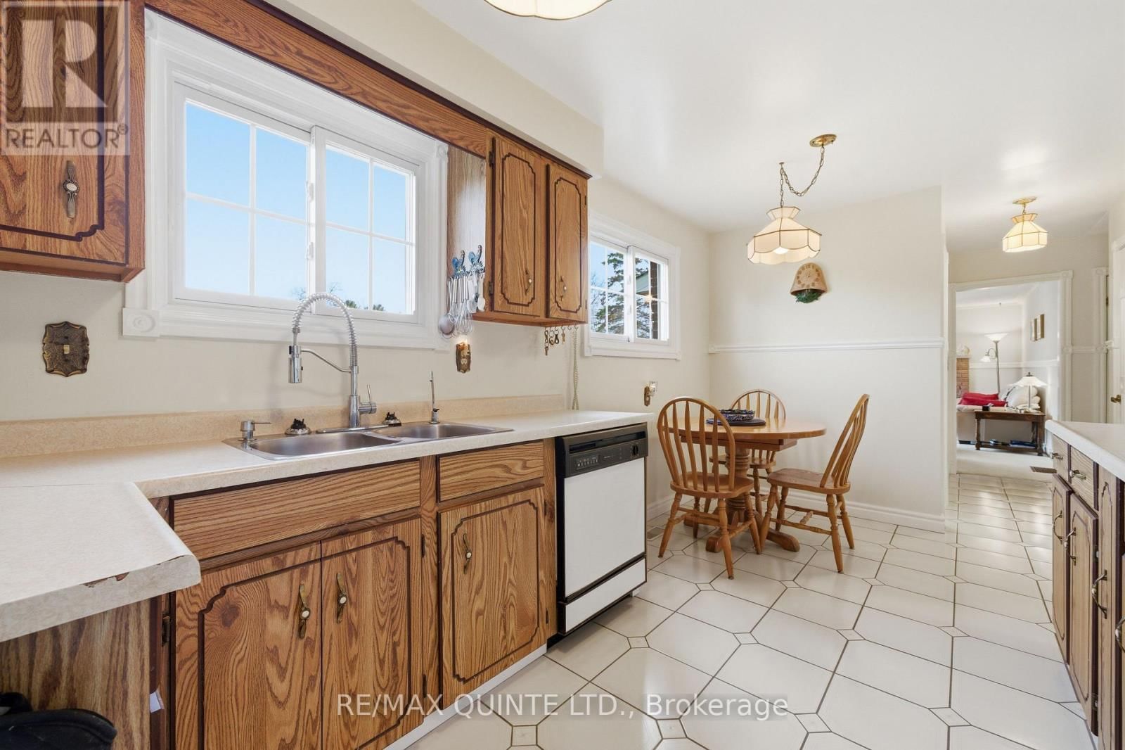 19 COUNTRY CLUB DRIVE Image 13