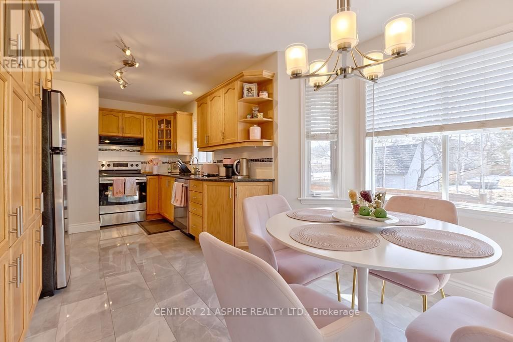 32 BAYSHORE DRIVE Image 10