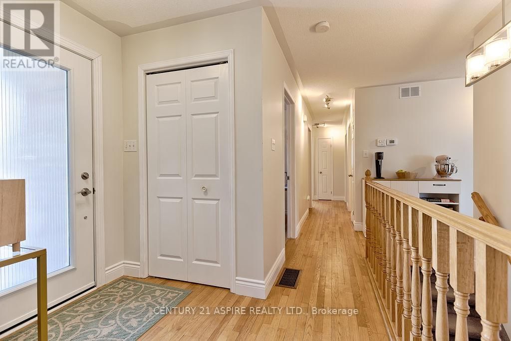 32 BAYSHORE DRIVE Image 4