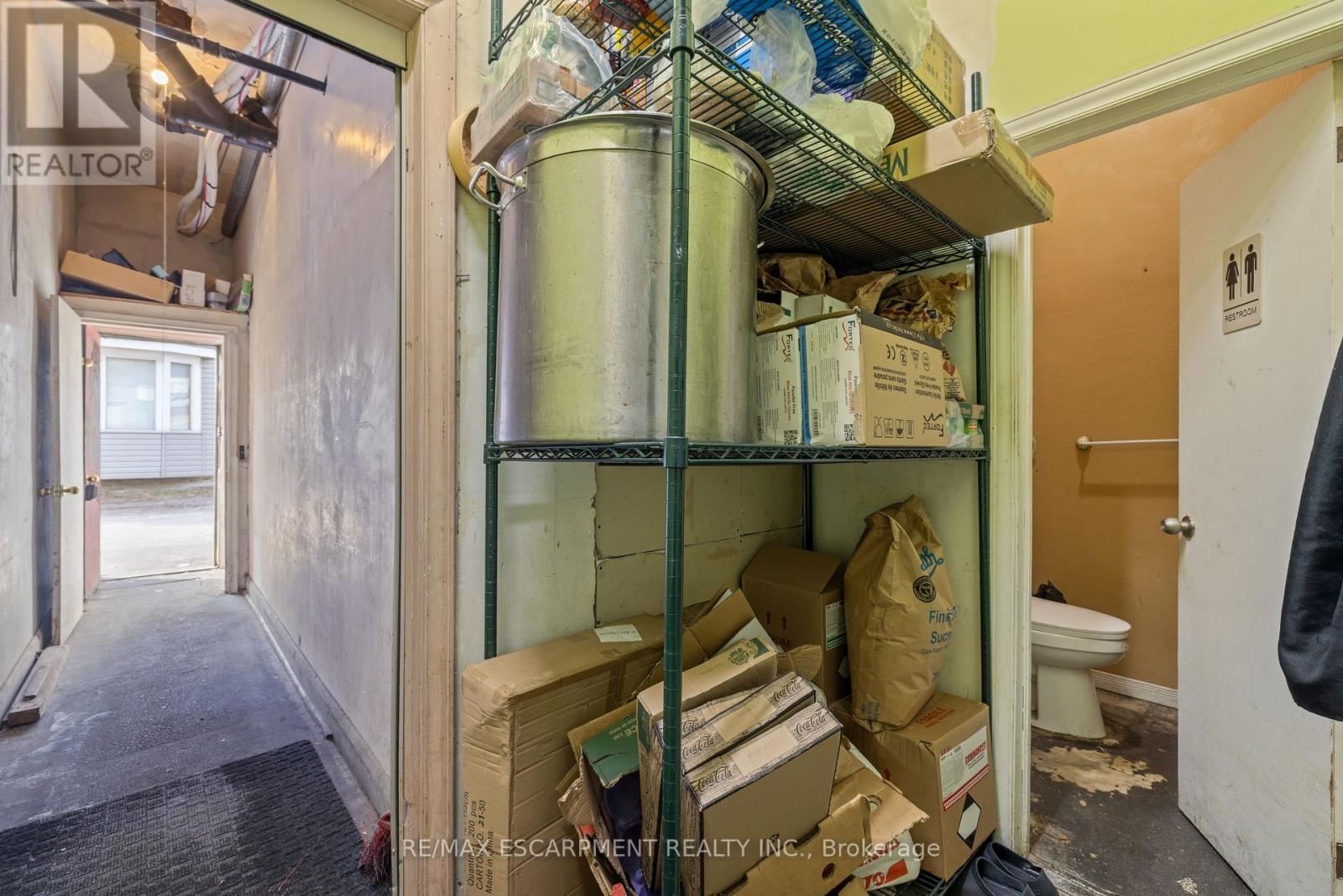 542 CONCESSION STREET Image 21