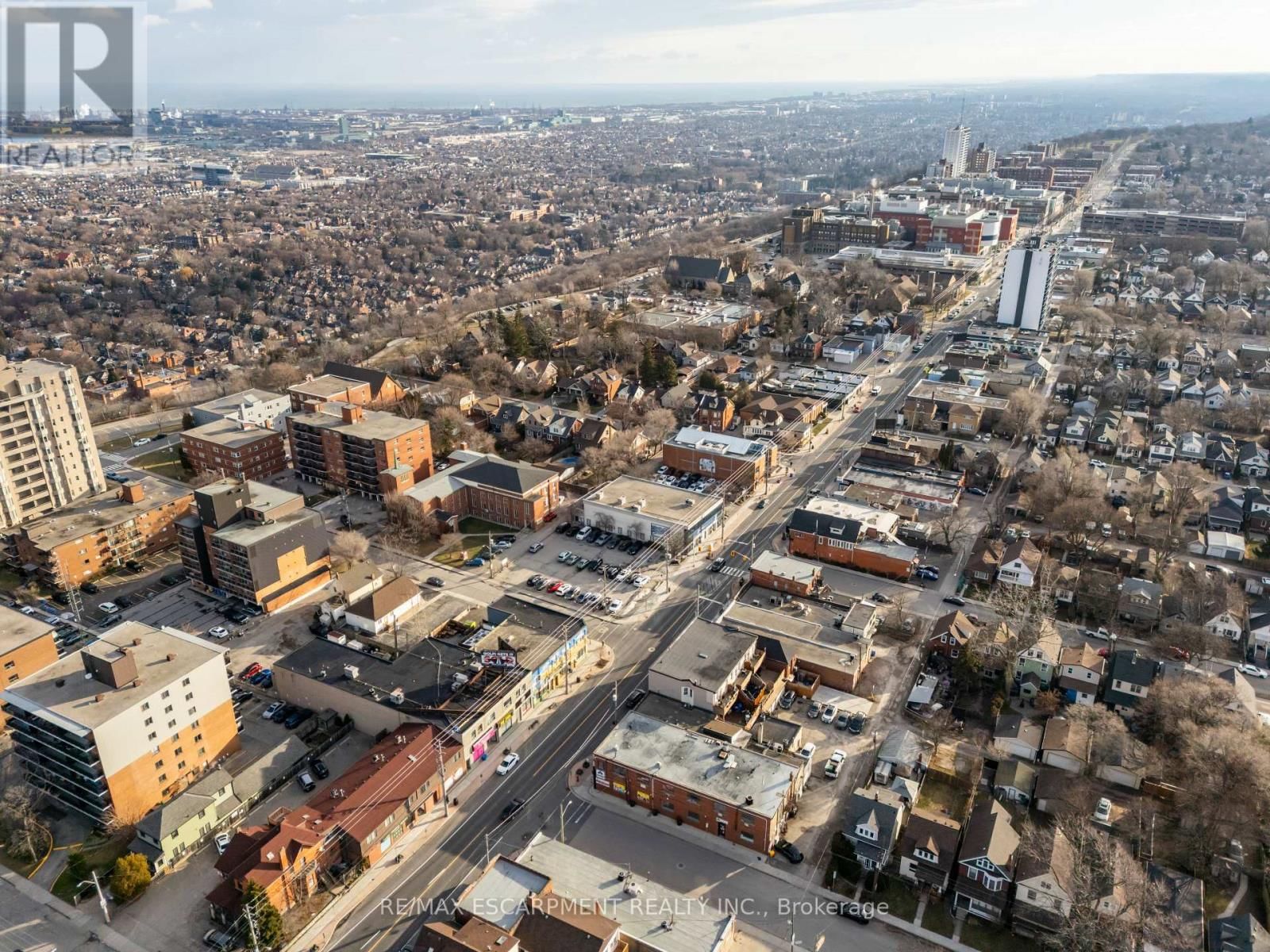 542 CONCESSION STREET Image 30