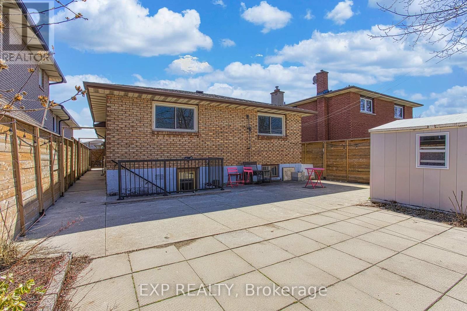 4 COLGATE COURT Image 30