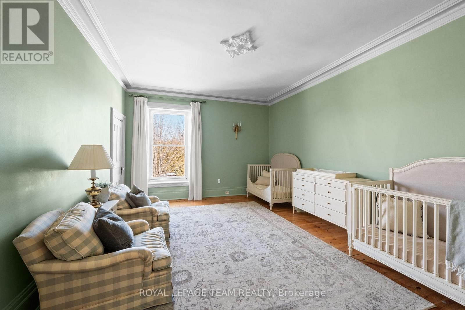 161 UNION STREET NORTH Image 30