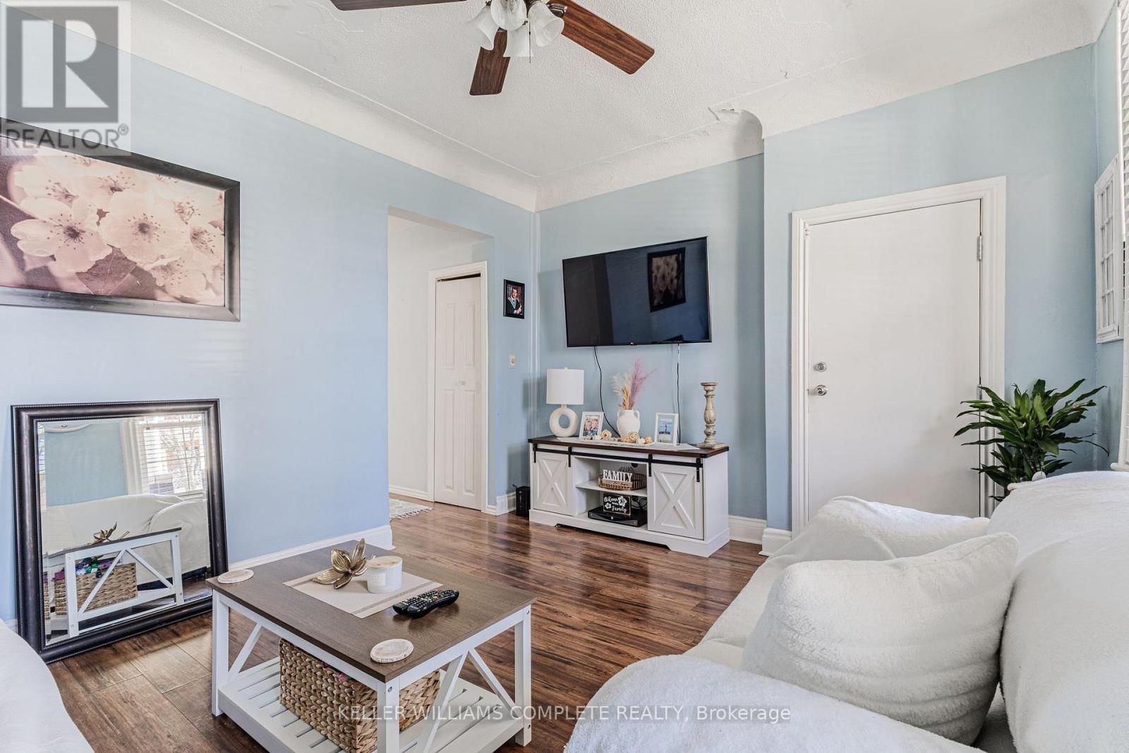 174 ROSSLYN AVENUE NORTH Image 5